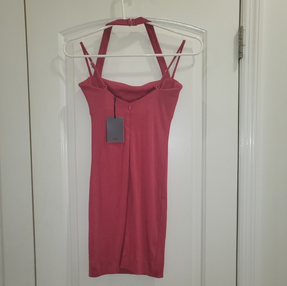D3. NWT NBD XTINA MINI DRESS IN HOT PINK SIZE SMALL - Picture 3 of 4